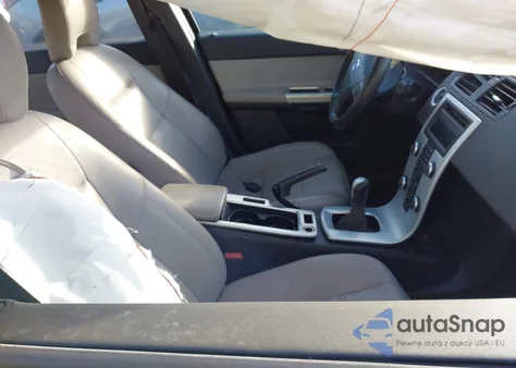 2010 Volvo S40 2.4I z USA, uszkodzony, nr VIN YV1382MS3A2500327